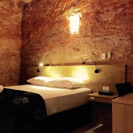 The Lookout Cave Underground Motel Coober Pedy Room photo